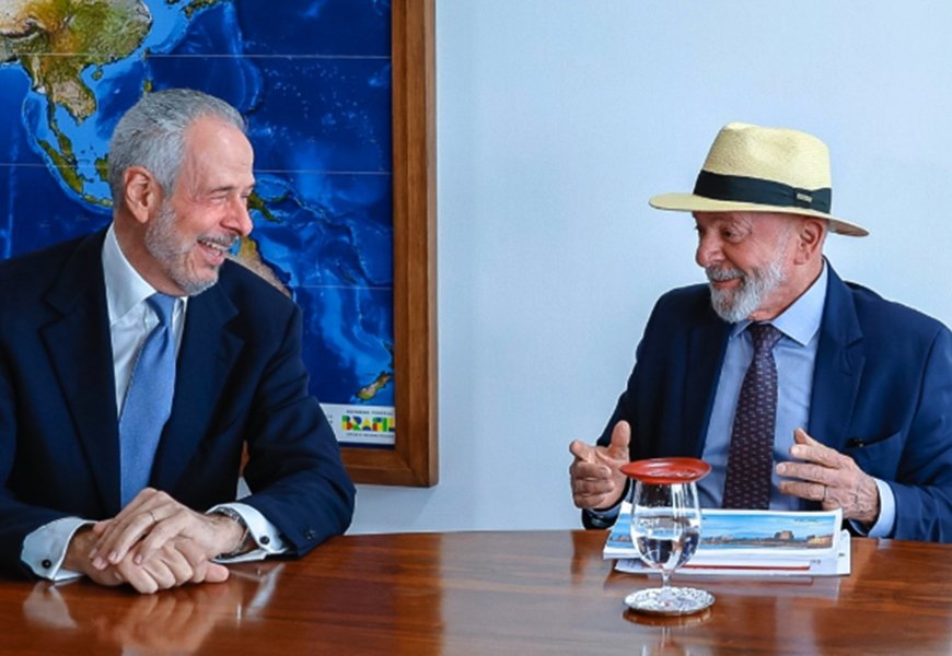 Embaixador André Corrêa do Lago em reunião com Lula sobre Conferência das Partes - COP 30 (Foto: Ricardo Stuckert)