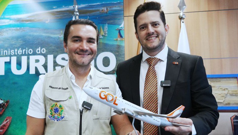 Ministro Celso Sabino e Felippe Bandeira, da Gol Roberto Castro/MTur